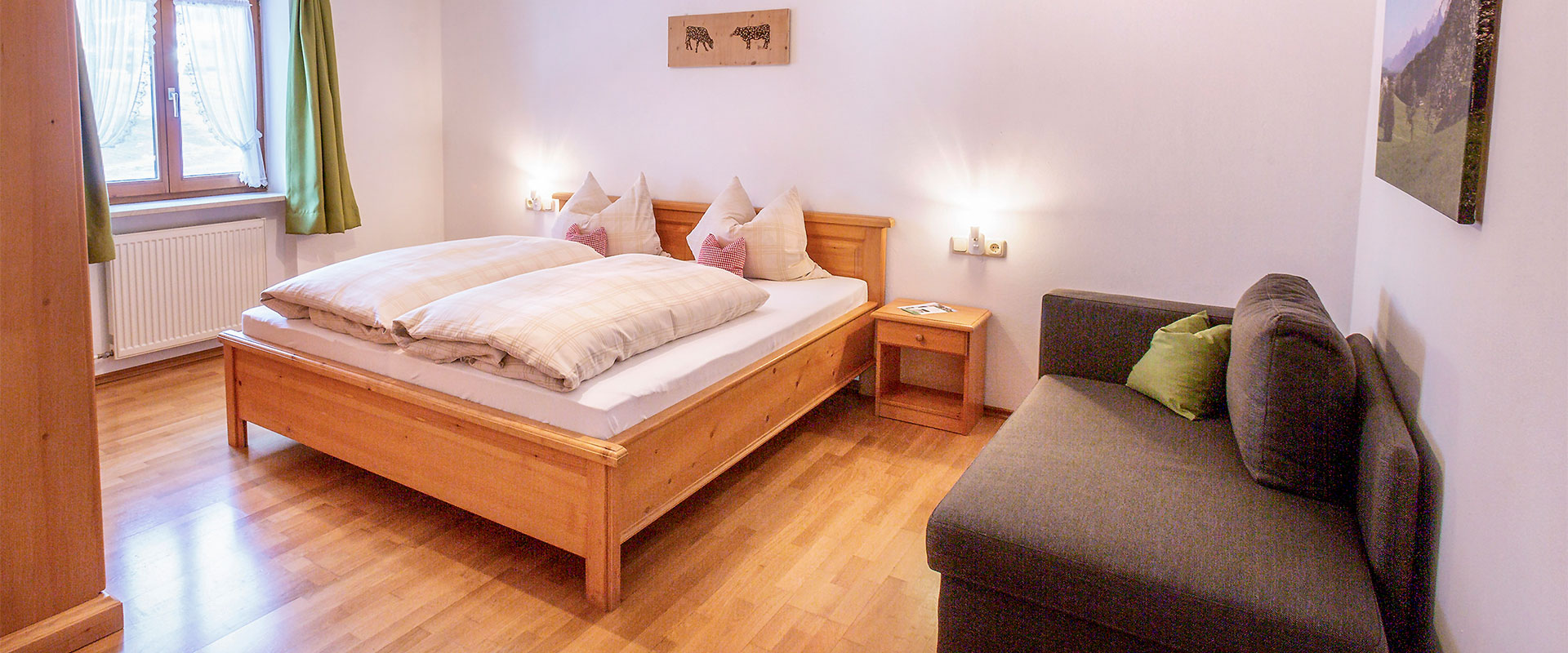 03_schusterhof_header-schlafzimmer